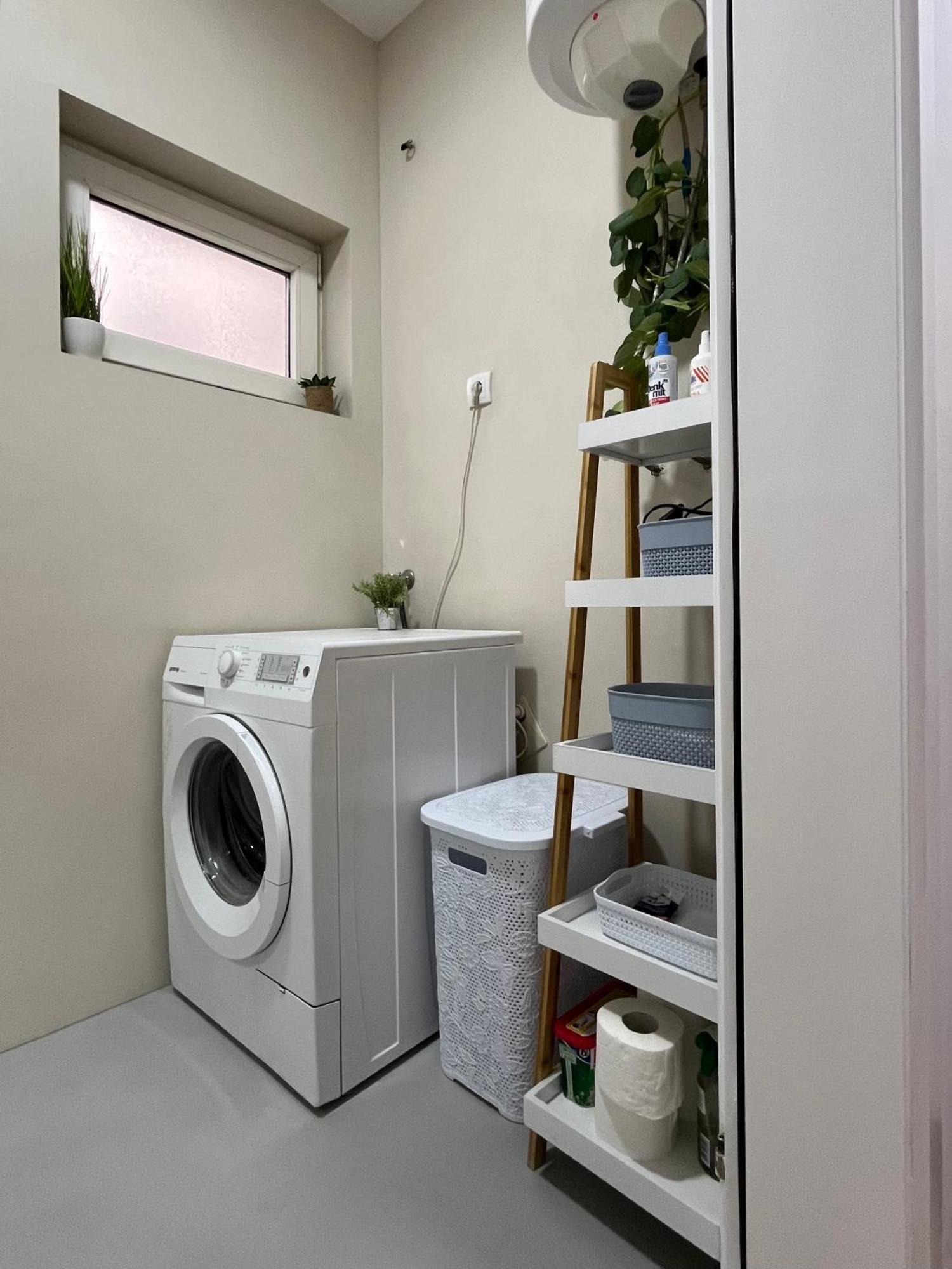 Apartment Vera With Free Garage Novi Sad Bagian luar foto