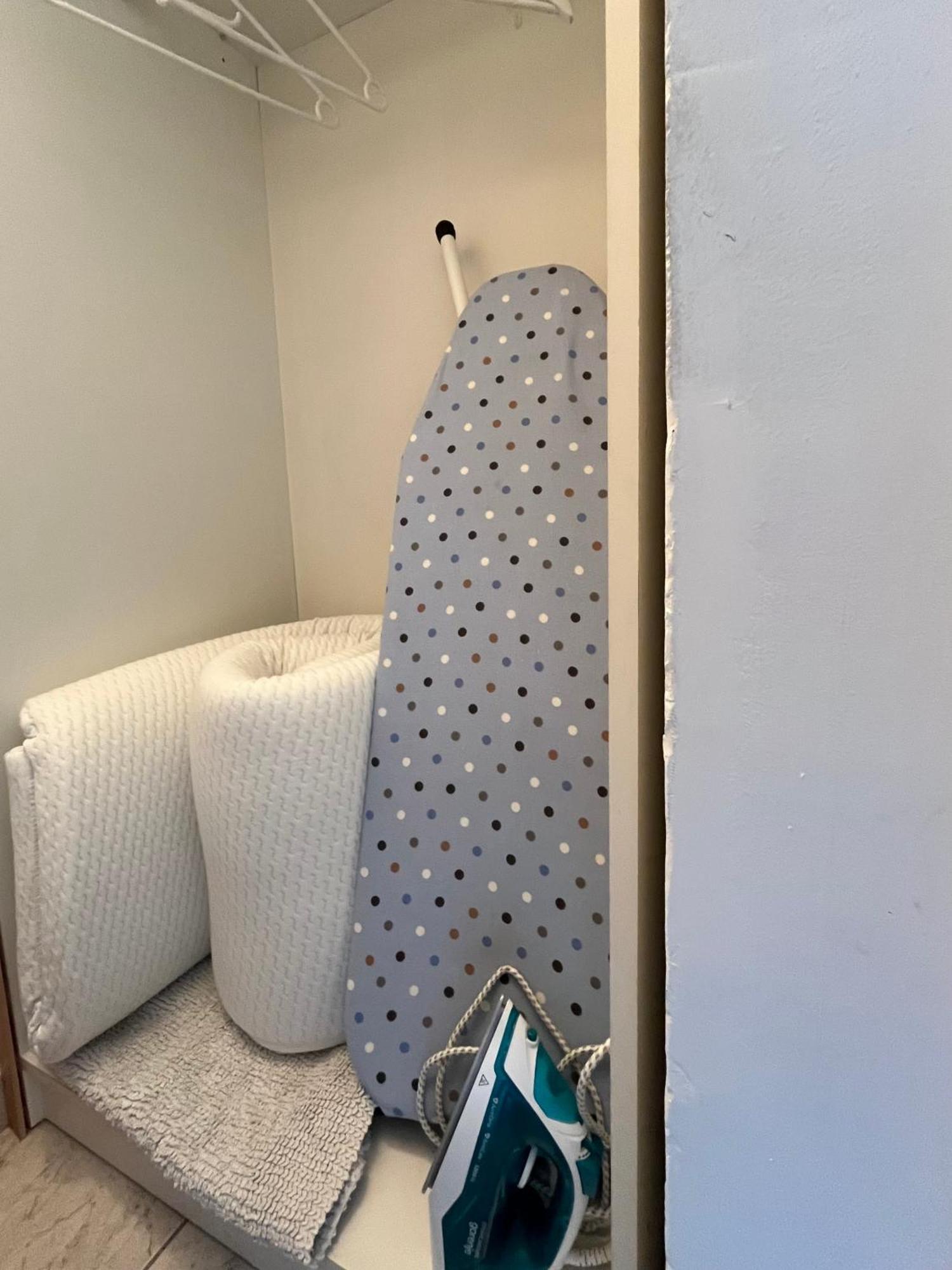 Apartment Vera With Free Garage Novi Sad Bagian luar foto